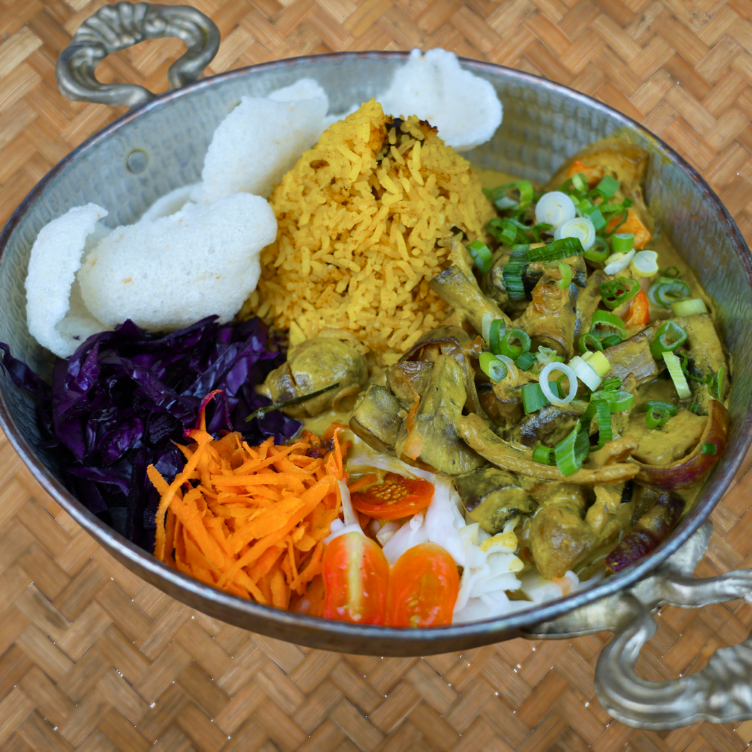 opor-jamur-krakatoa-indonesian-cuisine